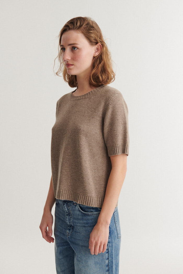 Basic Apparel Cady SS O-neck Sweaters 715 Greige
